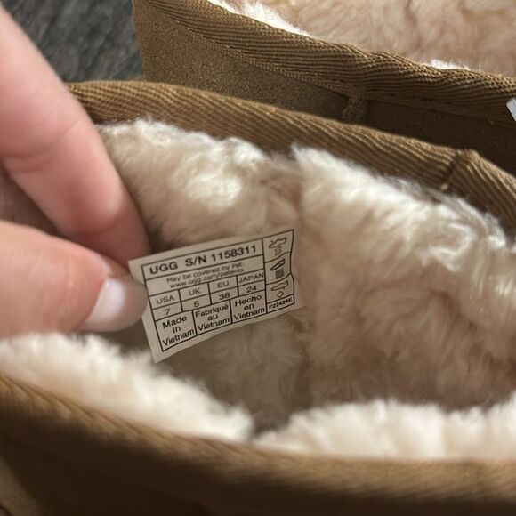 UGG Classic Ultra Mini New Heights Boot NWOB - Picture 4 of 8